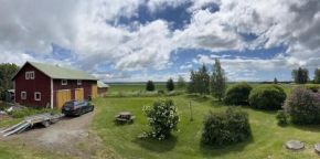 Beautiful Big Farm House with Spectacular Meteor Site View
